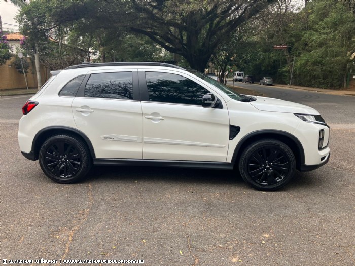 Mitsubishi OUTLANDER HPE BLACK EDITION AWD 2021/2022